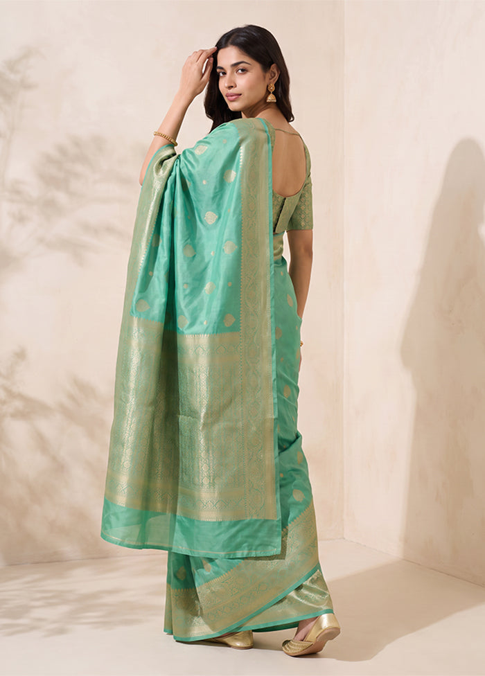 Green Handloom Kanjivaram Pure Silk Saree With Blouse Piece