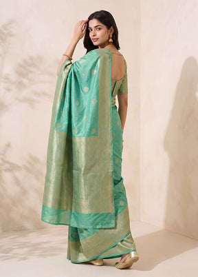 Green Handloom Kanjivaram Pure Silk Saree With Blouse Piece
