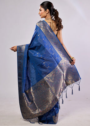 Blue Katan Silk Saree With Blouse Piece