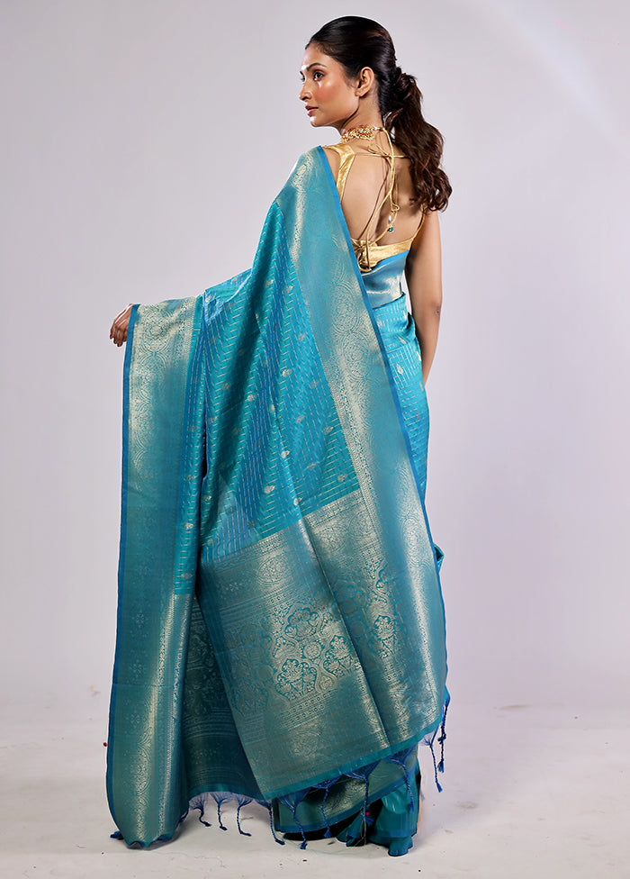 Blue Katan Silk Saree With Blouse Piece