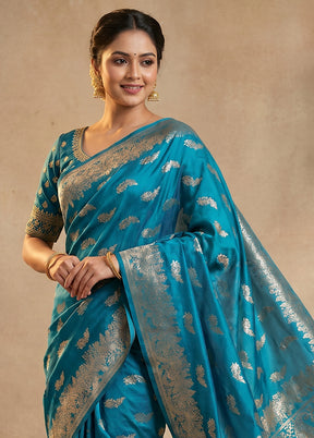 Blue Uppada Silk Saree With Blouse Piece
