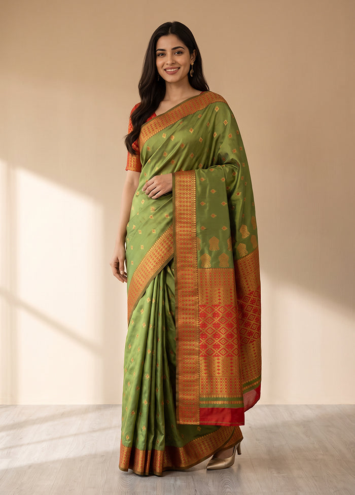 Green Assam Silk Saree With Blouse Piece