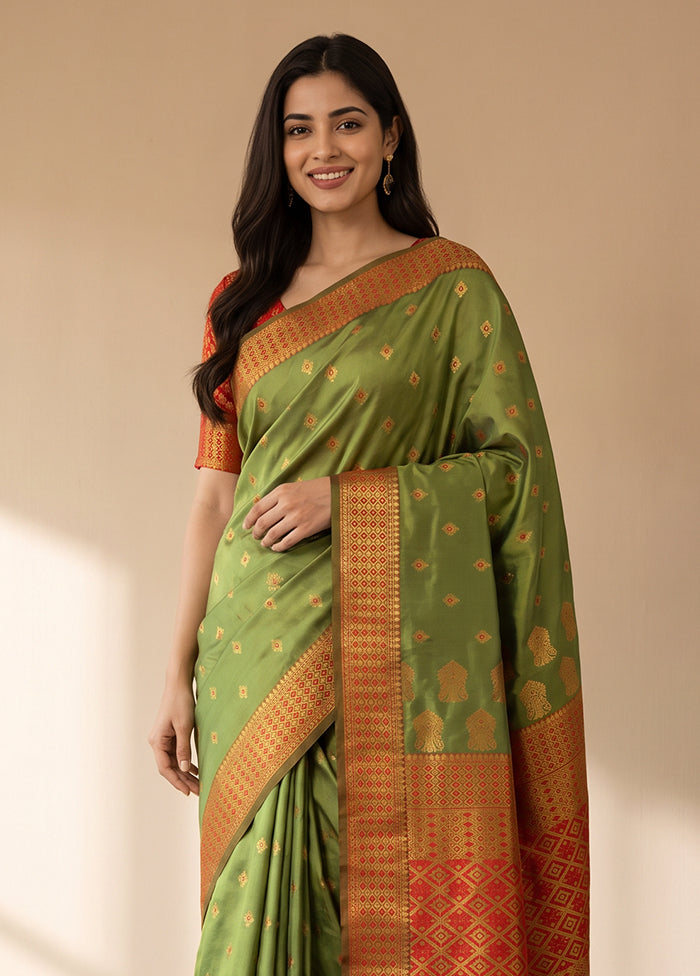 Green Assam Silk Saree With Blouse Piece