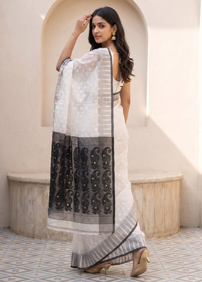 Grey Jamdani Cotton Saree Without Blouse Piece