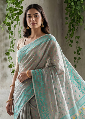Grey Jamdani Cotton Saree Without Blouse Piece