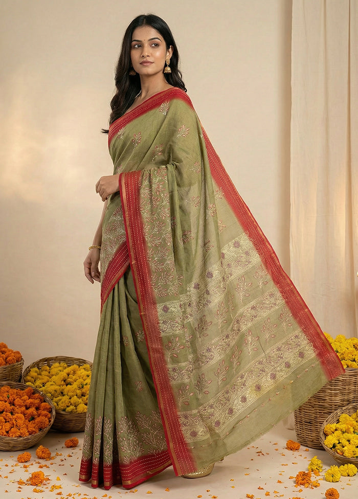 Green Dupion Silk Saree With Blouse Piece