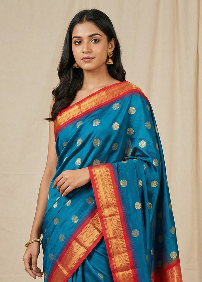 Blue Handloom Kanjivaram Pure Silk Saree With Blouse Piece