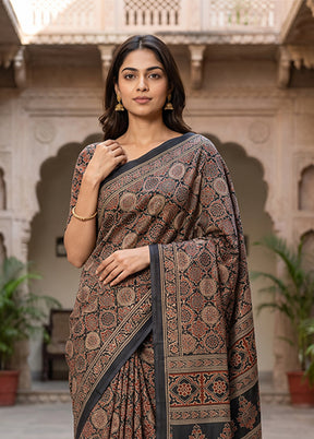 Black Printed Silk Saree Without Blouse Piece