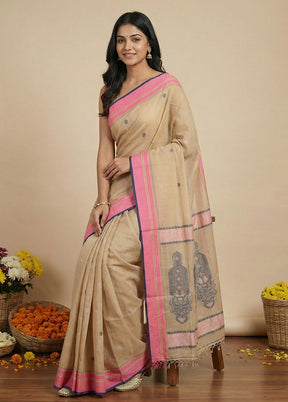 Cream Matka Silk Saree With Blouse Piece