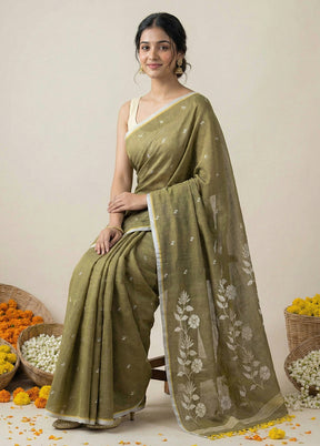 Green Matka Silk Saree With Blouse Piece
