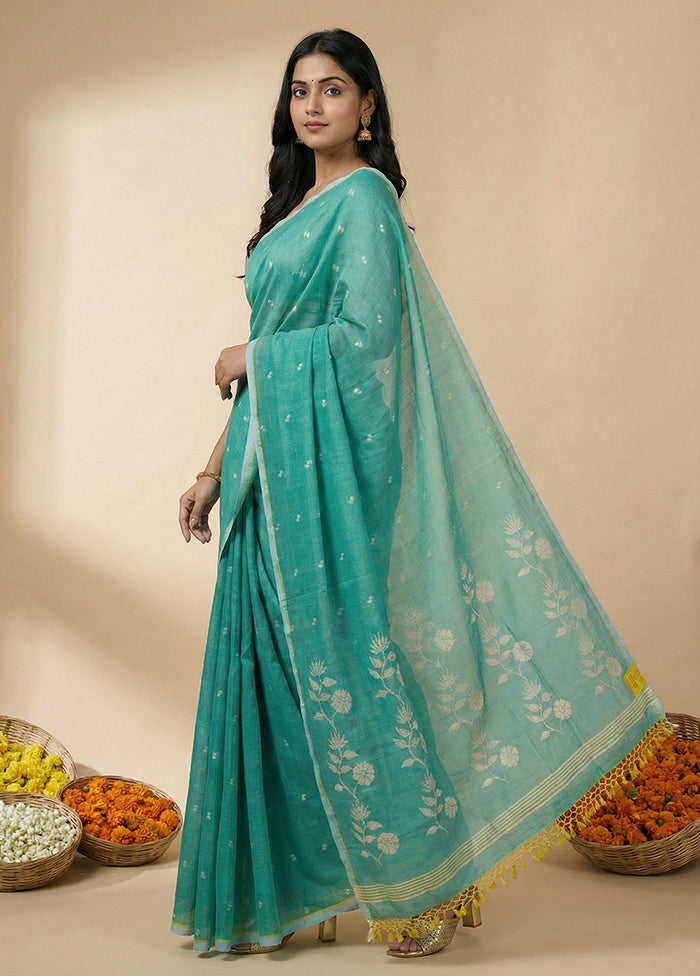 Green Matka Silk Saree With Blouse Piece