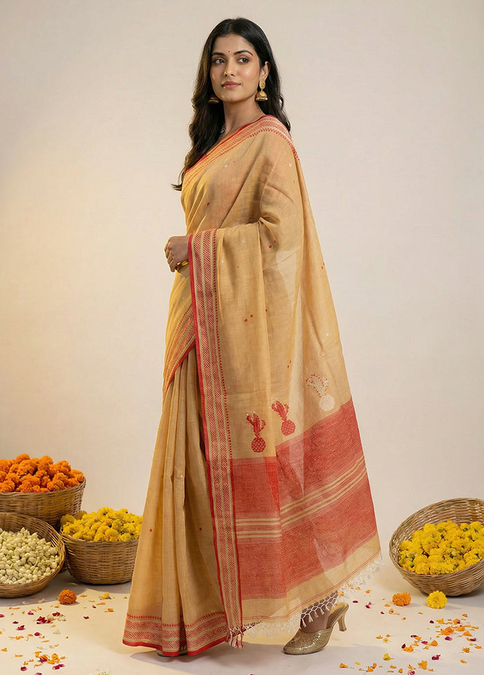 Cream Matka Silk Saree With Blouse Piece