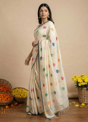 Cream Matka Silk Saree With Blouse Piece
