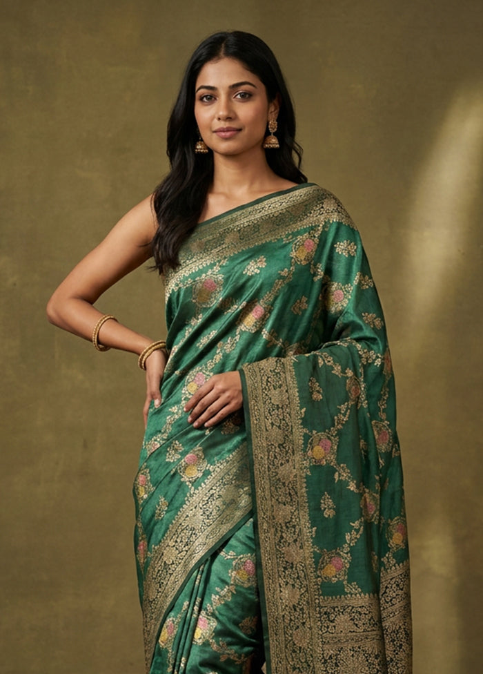 Green Dupion Silk Saree With Blouse Piece