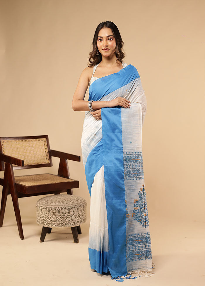 White Matka Silk Saree With Blouse Piece