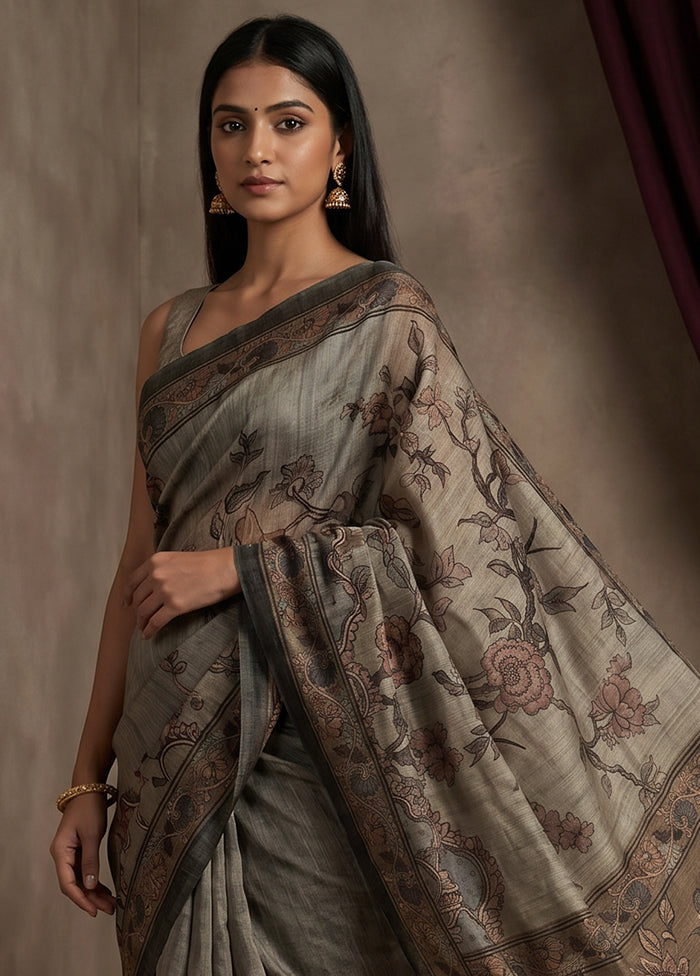 Cream Cotton Saree With Blouse Piece