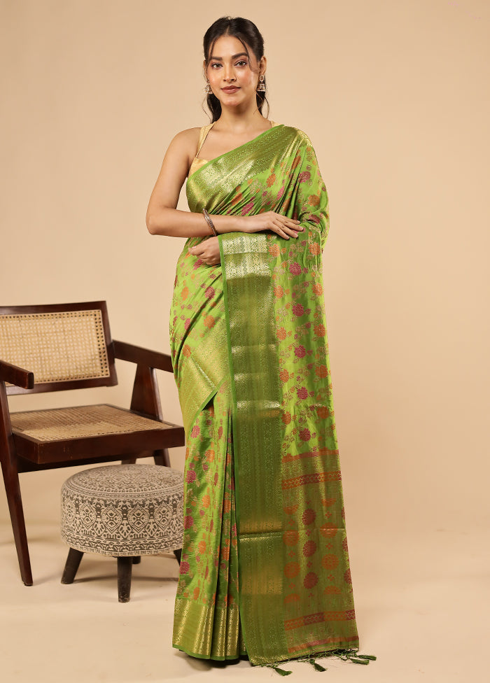 Green Dupion Silk Saree With Blouse Piece