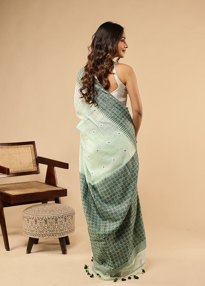Green Matka Silk Saree With Blouse Piece