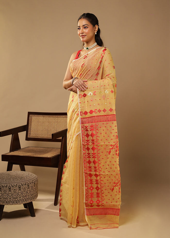 Cream Jamdani Cotton Saree Without Blouse Piece