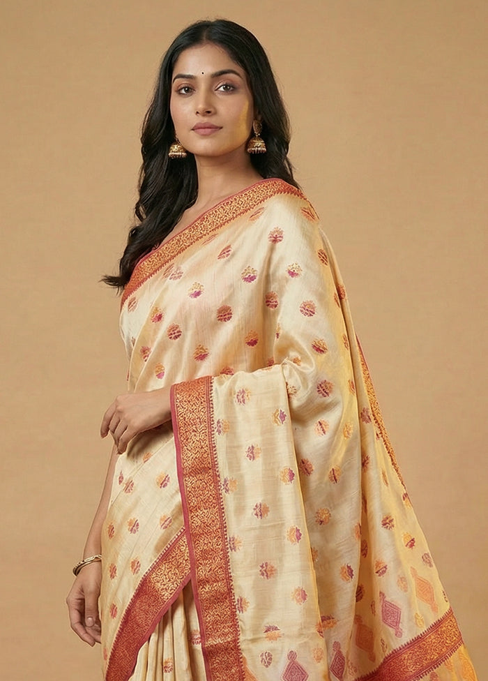 Cream Assam Silk Saree With Blouse Piece