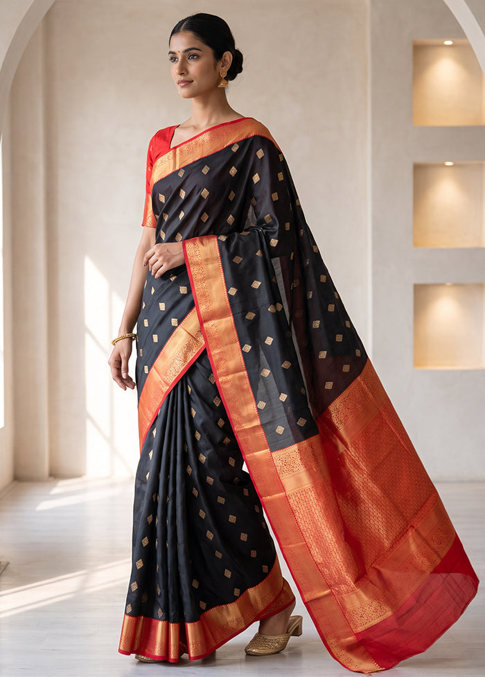 Black Handloom Kanjivaram Pure Silk Saree With Blouse Piece