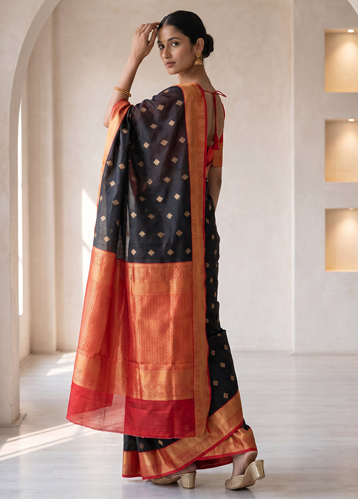 Black Handloom Kanjivaram Pure Silk Saree With Blouse Piece