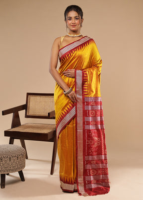 Yellow Handloom Bomkai Pure Silk Saree With Blouse Piece