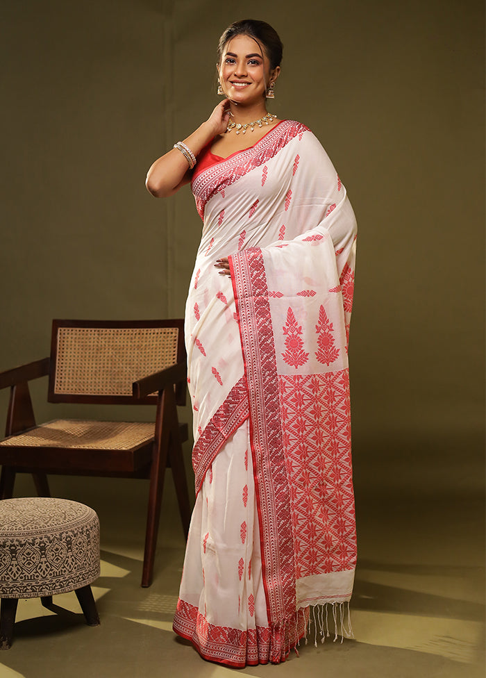 White Matka Silk Saree With Blouse Piece