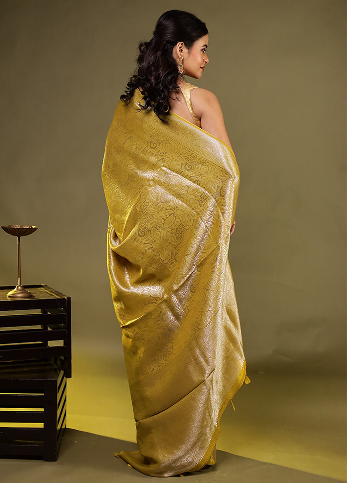 Green Dupion Silk Saree With Blouse Piece