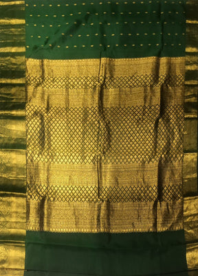Green Handloom Kanchipuram Pure Silk Saree With Blouse Piece