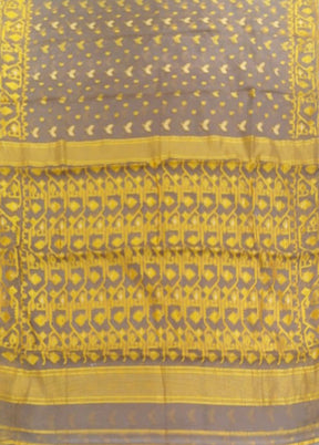 Cream Jamdani Cotton Saree Without Blouse Piece