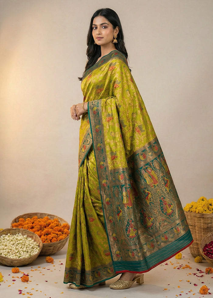Green Dupion Silk Saree With Blouse Piece