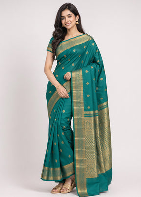 Green Handloom Kanjivaram Pure Silk Saree With Blouse Piece