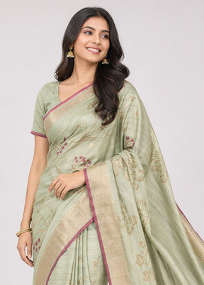Green Cotton Saree With Blouse Piece
