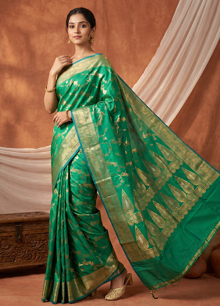 Green Dupion Silk Saree With Blouse Piece