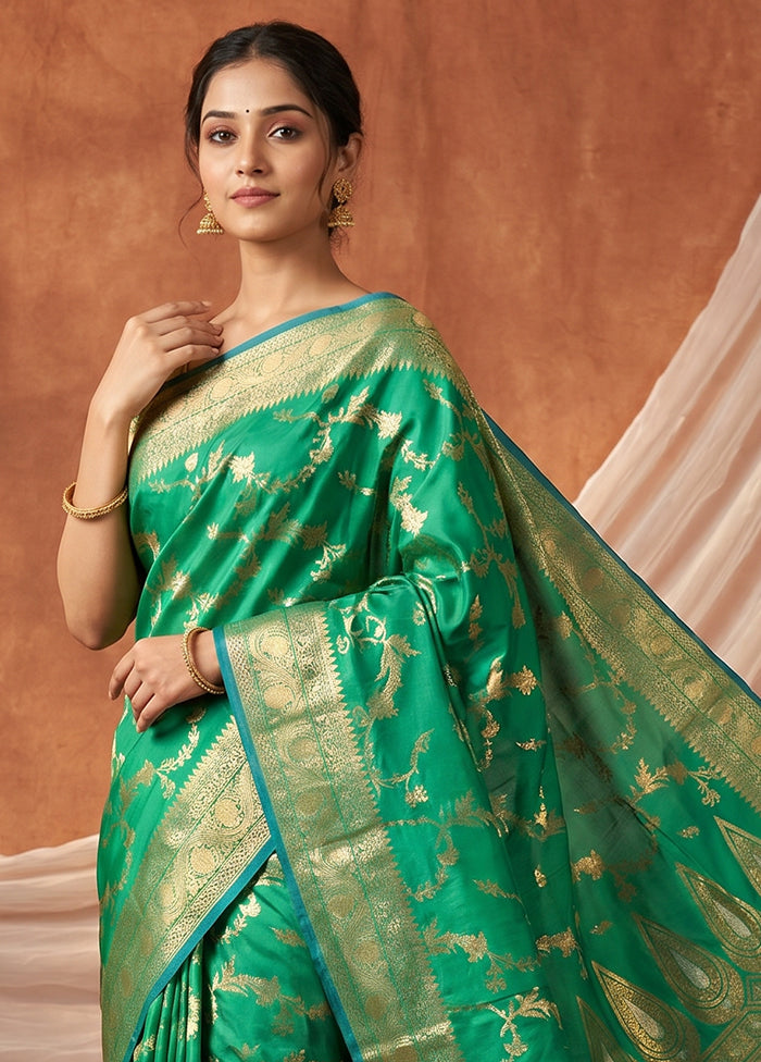 Green Dupion Silk Saree With Blouse Piece