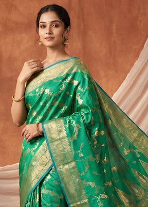 Green Dupion Silk Saree With Blouse Piece