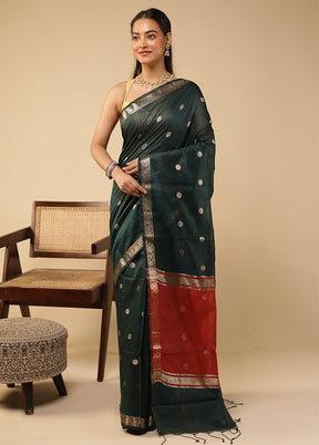 Green Cotton Saree With Blouse Piece