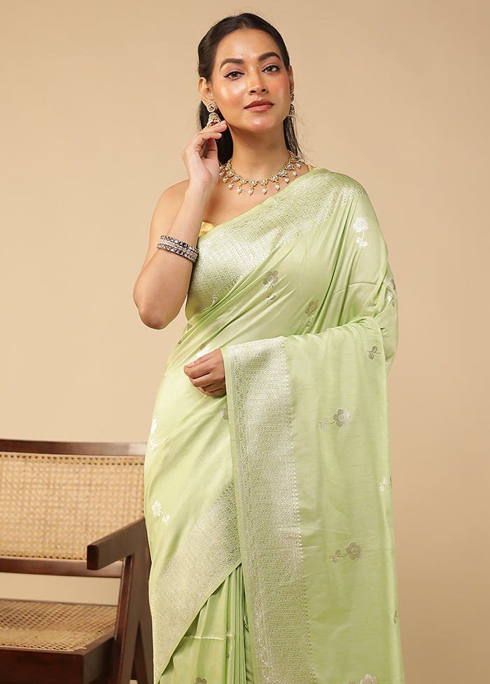 Green Dupion Silk Saree With Blouse Piece