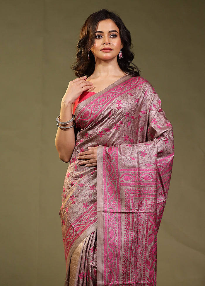 Cream Handloom Kantha Stitch Pure Silk Saree With Blouse Piece