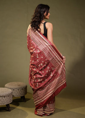 Red Handloom Kantha Stitch Pure Silk Saree With Blouse Piece