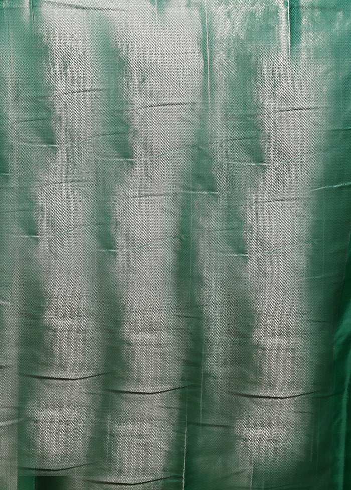 Green Dupion Silk Saree With Blouse Piece
