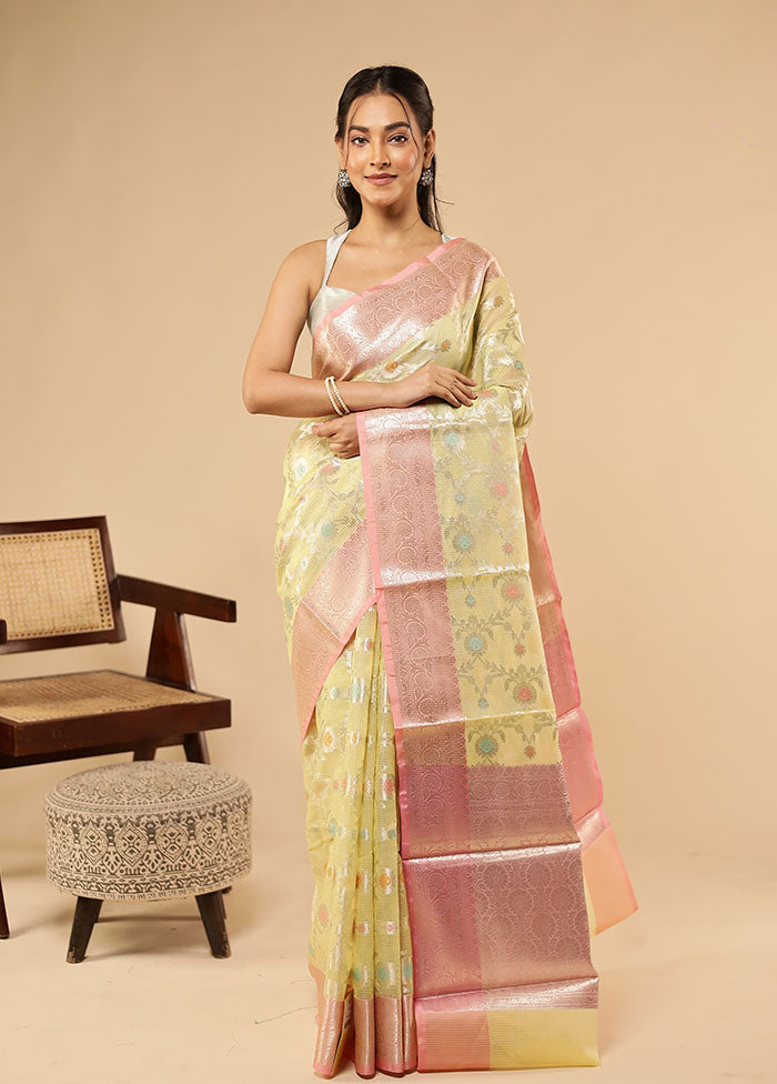 Yellow Cotton Saree With Blouse Piece