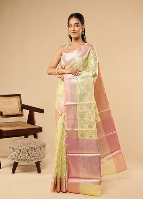 Yellow Cotton Saree With Blouse Piece
