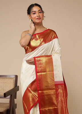 White Handloom Kanchipuram Pure Silk Saree With Blouse Piece