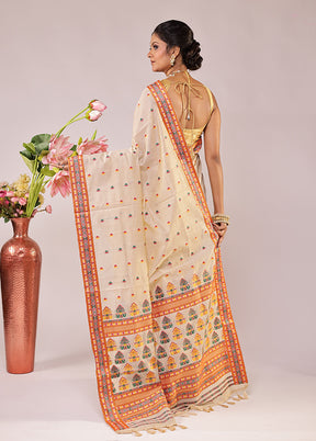 Cream Assam Silk Saree With Blouse Piece