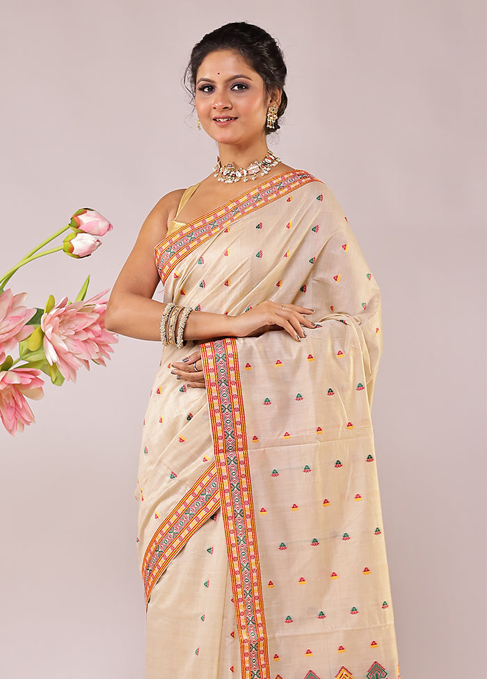 Cream Assam Silk Saree With Blouse Piece