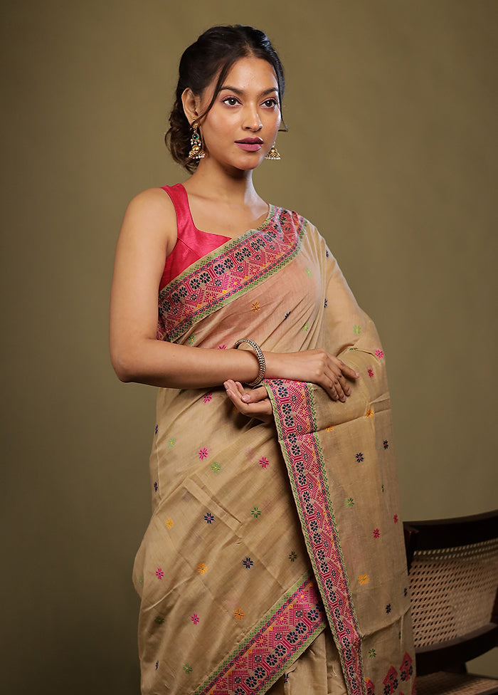 Cream Assam Silk Saree With Blouse Piece