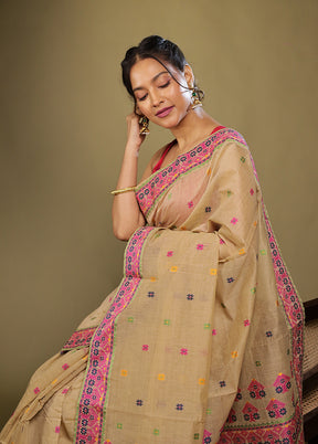 Cream Assam Silk Saree With Blouse Piece