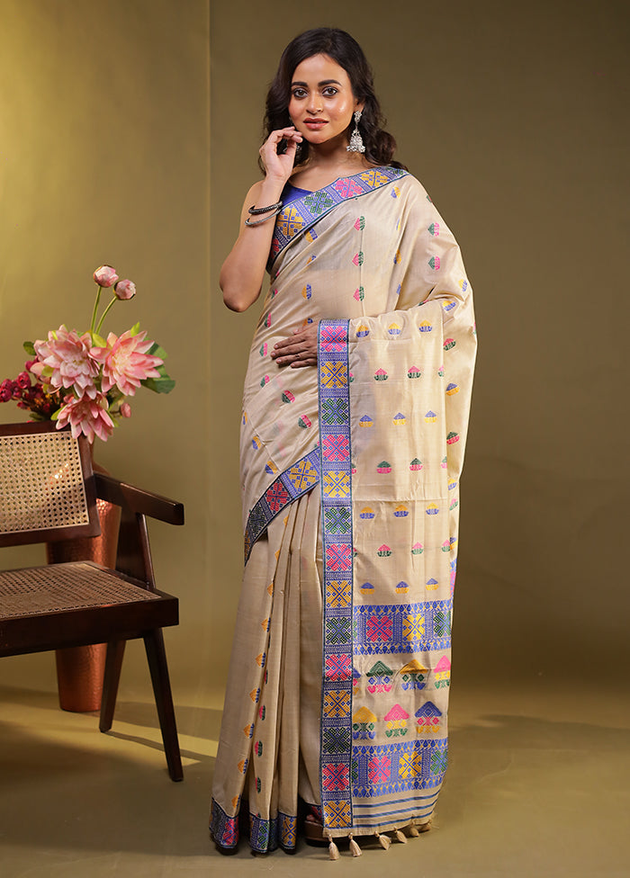 Cream Assam Silk Saree With Blouse Piece
